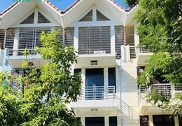 BÁN NHÀ KĐT NAM LA KHÊ - DT 56m x 4tầng, Mt 4m - Giá chào 9tỷ hơn