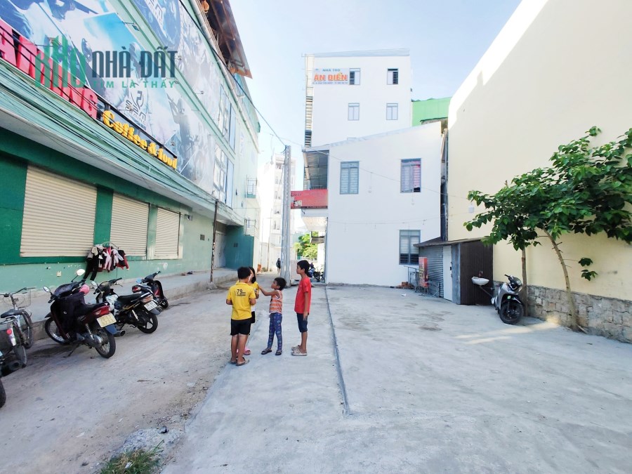 BÁN ĐẤT GẦN BIỂN NGAY BÃI TẮM VÀ KDL HÒN CHỒNG NHA TRANG KHÁNH HÒA