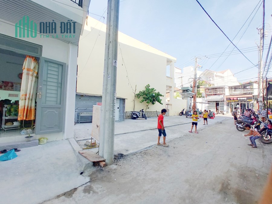 BÁN ĐẤT GẦN BIỂN NGAY BÃI TẮM VÀ KDL HÒN CHỒNG NHA TRANG KHÁNH HÒA