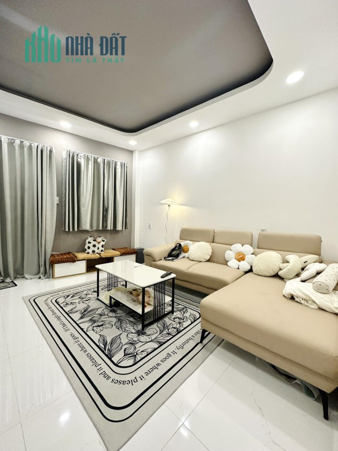 Bán nhà Tân Cảng P25 Bình Thạnh, 50m2, ngang 4.8m,HXH, ô tô ngủ trong nhà nhà ở ngay, 9.9 tỷ