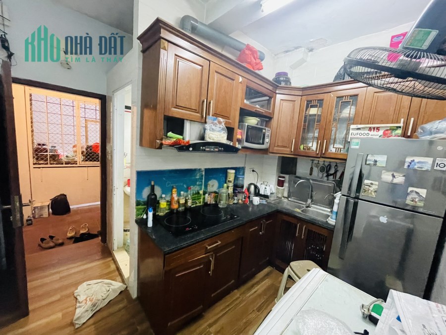 Nhà tập thể Lý Nam Đế, 50m2, 3.2tỷ, lô góc, 2 ngủ 1 wc, nhà đẹp, 0977097287