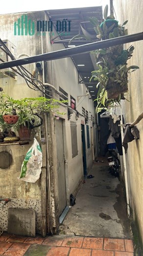 CƠ HỘI ĐẦU TƯ SINH LỜI CAO, CHÍNH CHỦ BÁN NHÀ MẶT TIỀN ĐƯỜNG D9, KDC VIỆT SING.