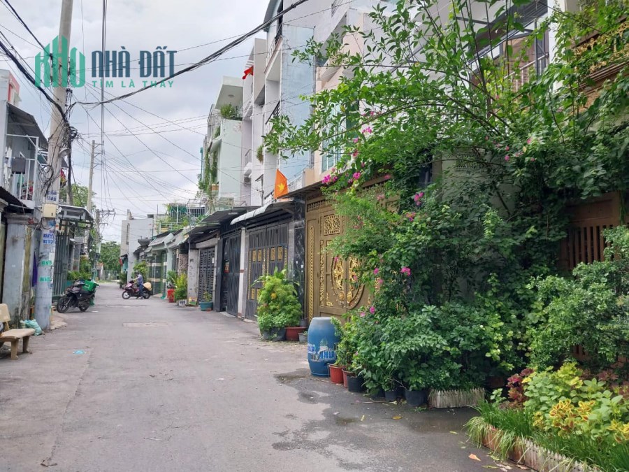 Bán nhà cạnh trường THCS Nguyễn Hiền Quận 12, 115m2,ngang 6m, hơn 5 Tỷ