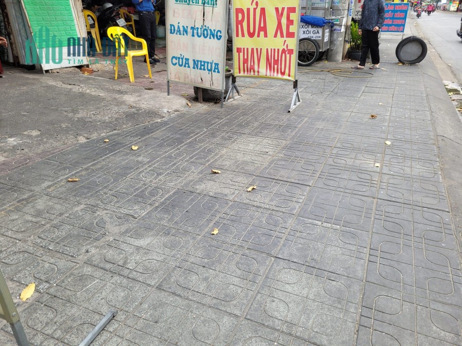 Bán gấp nhà nát mặt tiền Lê Văn Thọ Phường 9 Gò Vấp giá rẻ chỉ hơn 100 triệu/m2