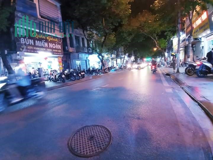 Bán Nhà Mặt Phố Đội Cấn 39/50m2 x 6 tầng, mặt phố ở sướng kinh doanh đỉnh cao, vỉa hè rộng, mặt