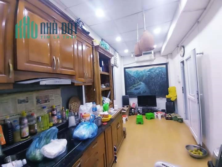 Bán Nhà Mặt Phố Đội Cấn 39/50m2 x 6 tầng, mặt phố ở sướng kinh doanh đỉnh cao, vỉa hè rộng, mặt
