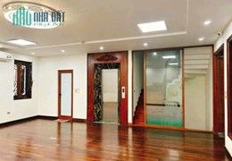 bán gấp  nhà liền kề ngõ 603  Lạc Long Quân. Võ Chí Công .  Xuân La. Tây Hồ . DT 140 m2 giá 31,5 tỷ