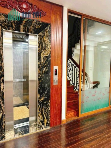 bán gấp  nhà liền kề ngõ 603  Lạc Long Quân. Võ Chí Công .  Xuân La. Tây Hồ . DT 140 m2 giá 31,5 tỷ