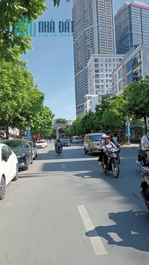 bán gấp  nhà liền kề ngõ 603  Lạc Long Quân. Võ Chí Công .  Xuân La. Tây Hồ . DT 140 m2 giá 31,5 tỷ