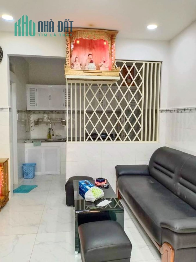 Nhà bán Trệt, lầu hẻm Tám Danh P4Q8 - Giá : 2 Tỷ 500 Triệu (TL)