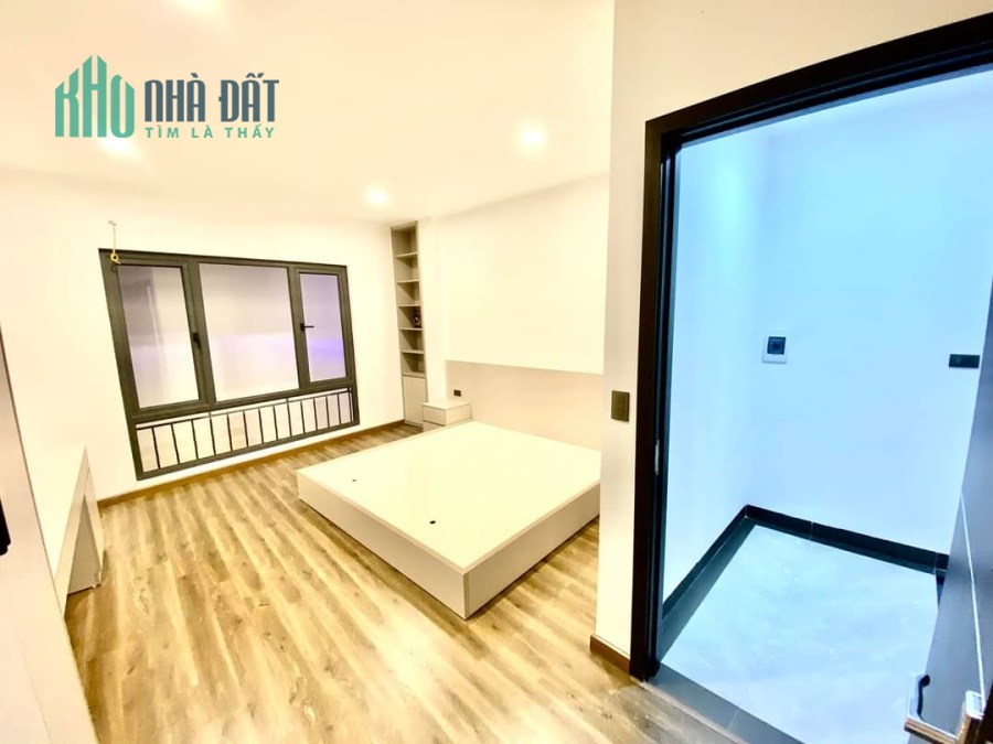 Hoa hậu Đống Đa,5 tầng xây mới,mặt tiền hoa hậu,giao thông thuận tiện,vô vàn tiện ích. Đặng Văn ngữ