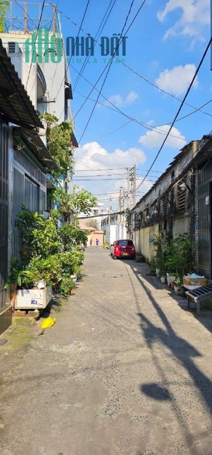 NHÀ ĐẸP VÀO Ở LUÔN - CHỦ BÁN GẤP - GẦN CHỢ