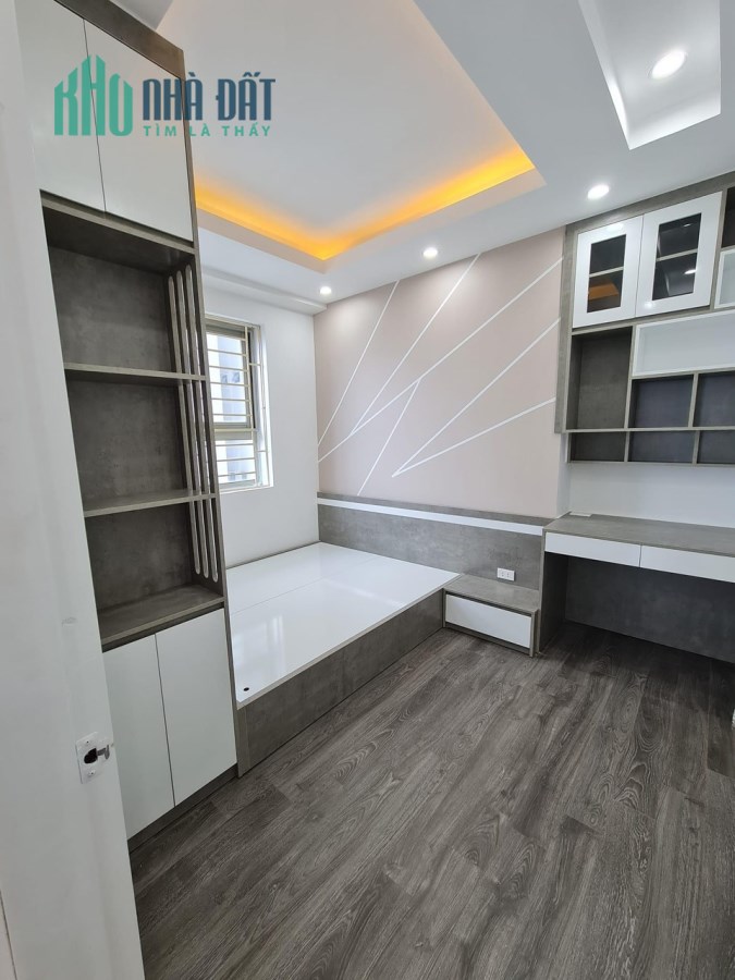Bán căn hộ cc 66 mét 2 ngủ view hồ mới koong ở luôn 1 tyr7xx hh linh đàm