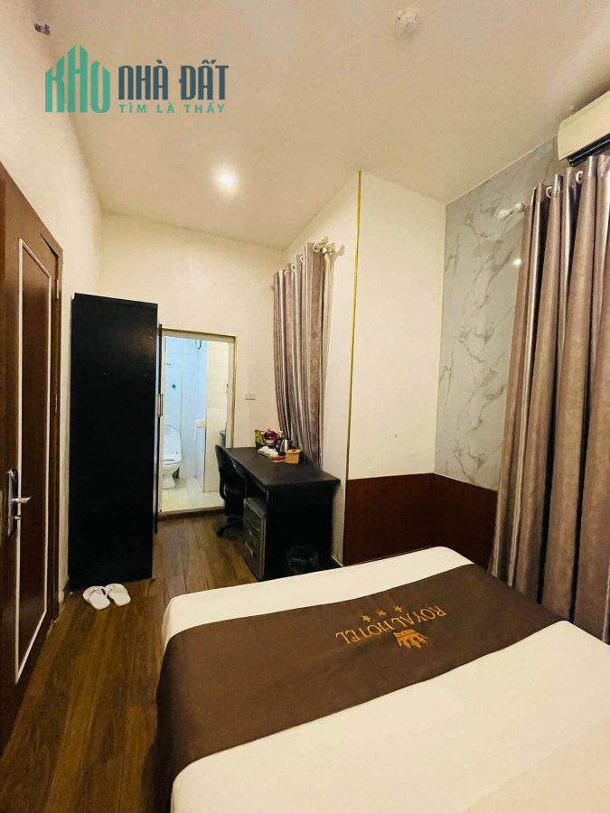 Bán nhà phố  Phạm Huy Thông 110m², 7 tầng, MT 7m, giá 55.5 tỷ Ba Đình. Liên hệ MUA : O94lO7l689