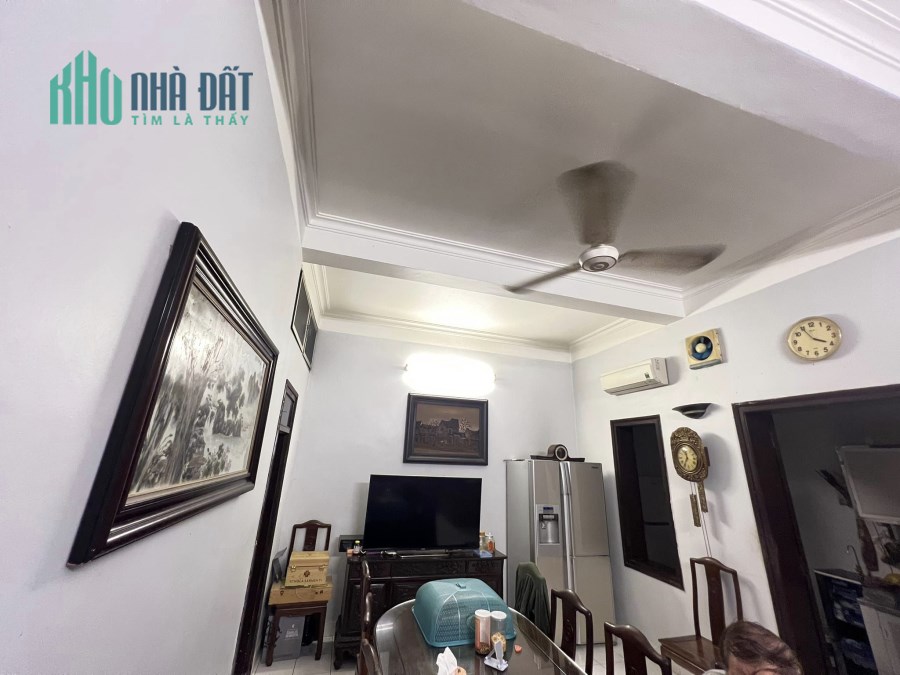 Bán nhà phố  Hoàng Hoa Thám 187m², 3 tầng, MT 5m, giá 36.6 tỷ Ba Đình. Liên hệ MUA : O94lO7l689