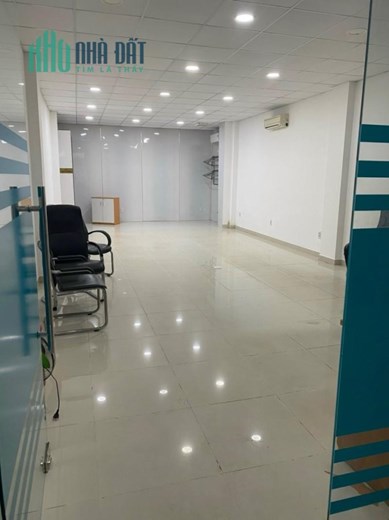 NHÀ 1 HẦM 3 TẦNG LẦU- NHÀ MẶT TIỀN BÌNH THẠNH - BÌNH LỢI - NHÀ NGỘP BANK - CẦN BÁN GẤP 
DIỆN TÍCH
