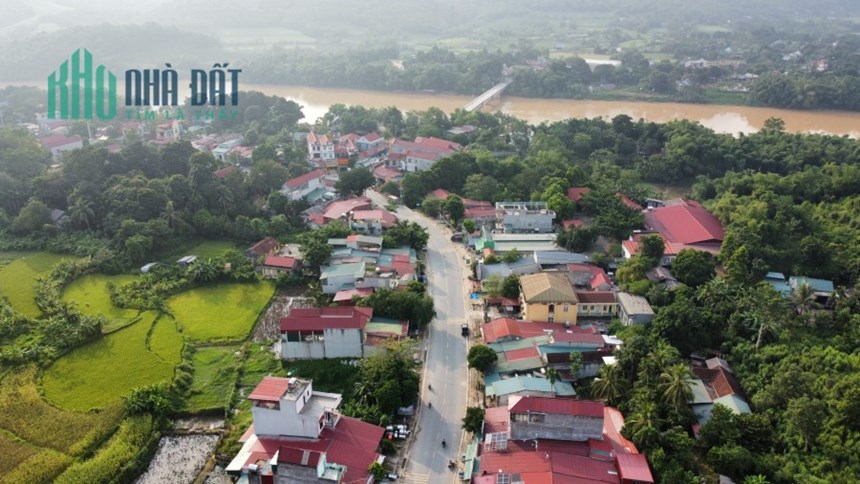 Đất nền sát thị trấn Cành Nàng 100m full thổ cư giá chỉ 1xxtr