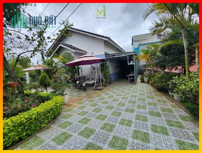 Bán căn villa trên đường Lý Nam Đế, Phường 8, Đà Lạt