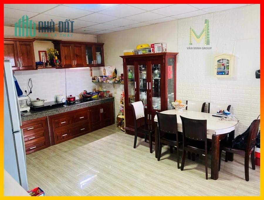 Bán căn villa trên đường Lý Nam Đế, Phường 8, Đà Lạt