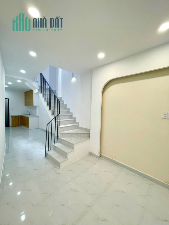 Nhà mới 2 tầng Hưng Phú Phường 9 Q8 - Giá : 3 Tỷ 450