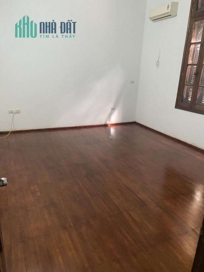 Cho thuê 2 tầng Nhà Nguyên Căn mặt phố Yec Xanh, Hai Bà Trưng