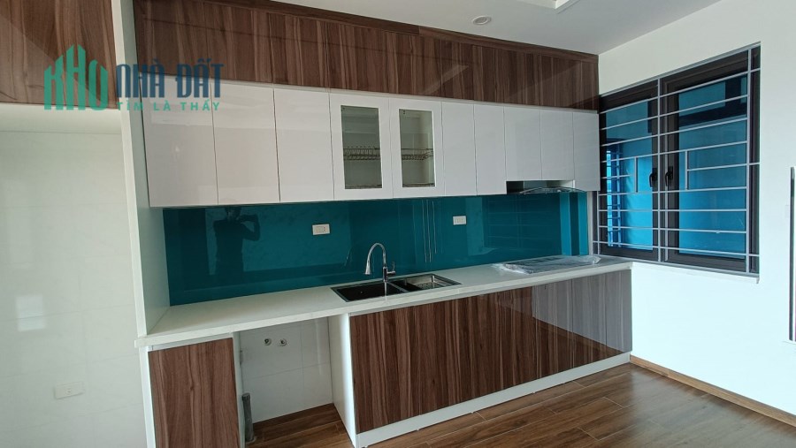 Bán nhà Võ Chí Công, 64m2, 7T, 4m, 12.5 tỷ, thang máy, Tây Hồ.