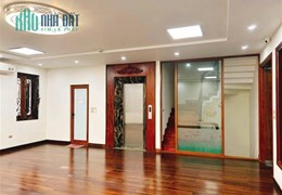 Chính chủ cho thuê nhà căn góc Mới 101m2x 5T, Kinh Doanh, VP, Hoàng Quốc Việt- 35 Tr
