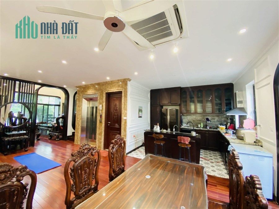 Chính chủ cho thuê nhà căn góc Mới 107m2x 5T, Kinh Doanh, VP, Linh Đàm- 35 Tr