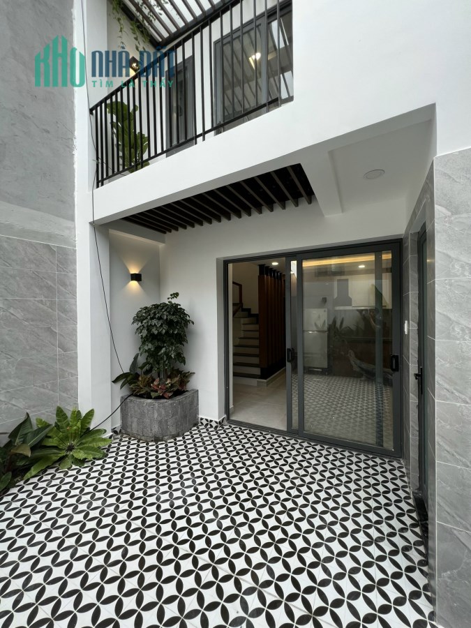 Nhà Mới 5 tầng, gần KDT Vạn Phúc, P. Hiệp Bình Phước, Giá 9,8 tỷ thương lượng