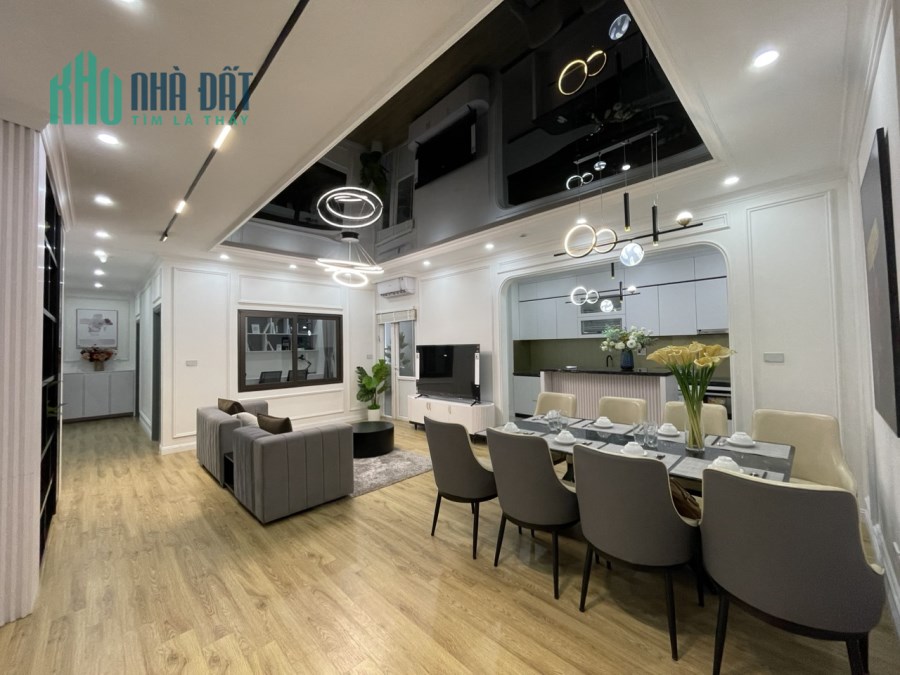 Bán căn 141m2 view công viên hồ điều hòa. Căn hoa hậu vừa ra hàng. Tầng trung thoáng mát