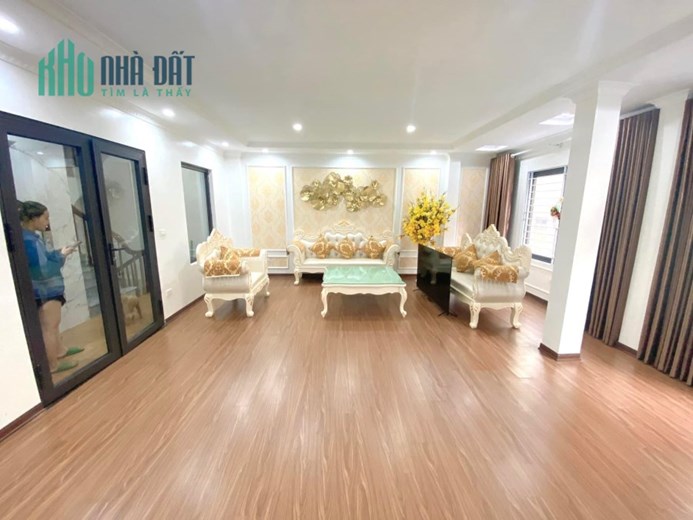 BÁN NHÀ 7 TẦNG 62mv MẶT TIỀN LỌT XE TẢI: 5,7m, THANG MÁY, GIÁ <13 TỶ TẠI HOÀNG ĐẠO THÀNH, THANH XUÂN