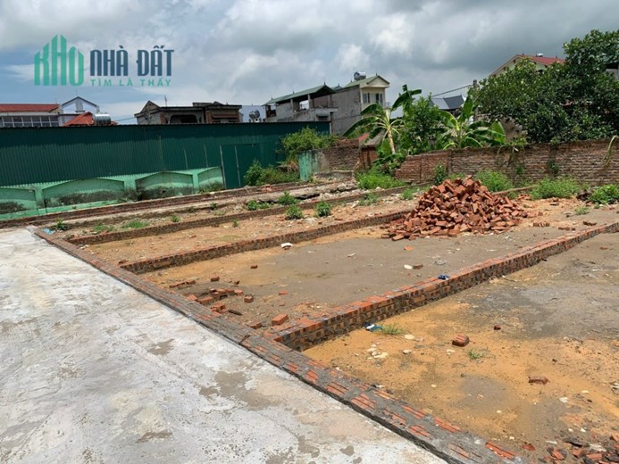Bán 59m đầu làng Bắc Thượng - Quang Tiến - Sóc sơn, oto vào đất giá nhỉnh 800tr. ☎️ 0981568317