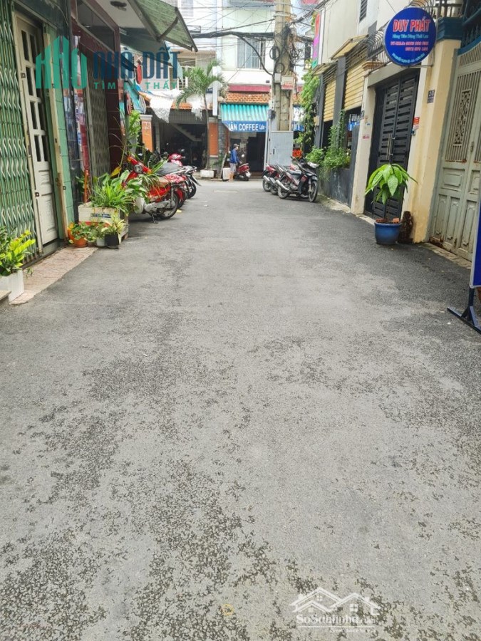 Cho thuê nhà 4 tầng MT đường Hậu Giang gần sân bay TSN