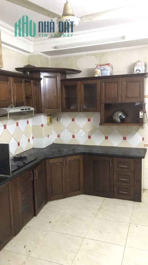 Cho thuê nhà 3 tầng hẻm 107 Phạm Văn Hai
