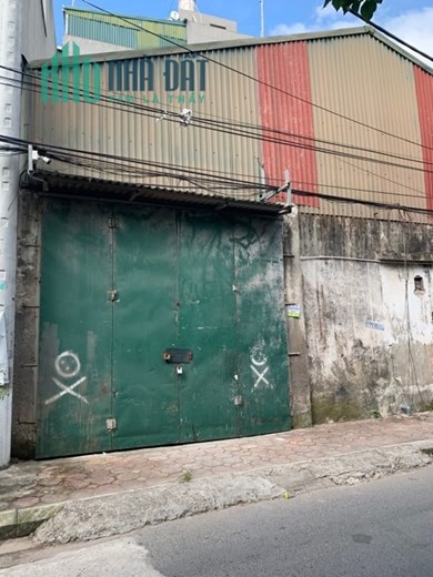 Bán đất Tam Trinh, Hoàng Mai, tặng nhà cấp 4, ô tô tránh, có vỉa hè 72 m2, 12 tỷ 500