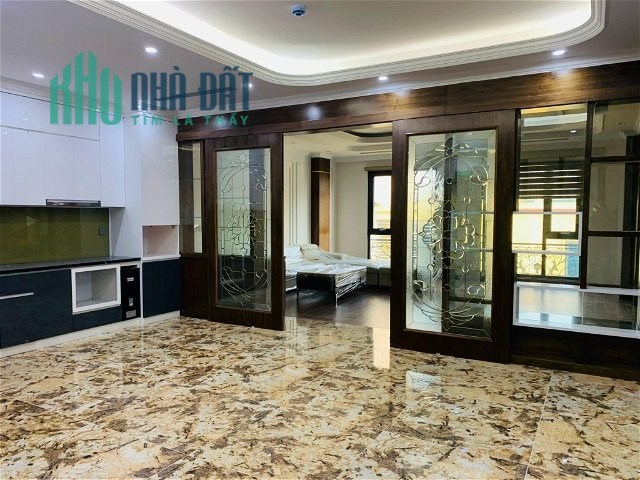 Bán nhà mặt phố Xuân Đỉnh, Bắc Từ Liêm –lô góc –thang máy-kinh doanh đa hệ 95m MT 10m 19.8tỷ