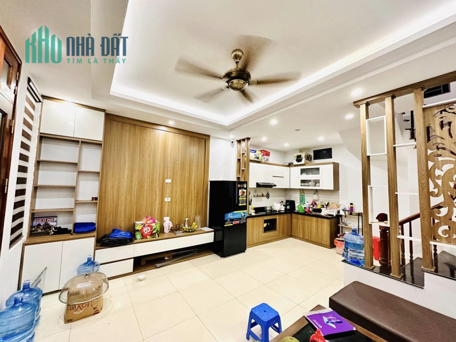 BÁN NHÀ PHỐ BẠCH MAI - TẠ QUANG BỬU 43M 5 TẦNG NHÀ ĐẸP NỘI THẤT XỊN Ở NGAY NHỈNH 6 TỶ