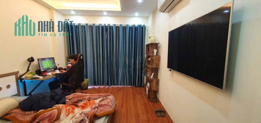 Chỉ nhỉnh 4 tỷ nhà giáp Xã Đàn 3PN Ô Tô đỗ cửa sổ Phân Lô 2 mặt ngõ