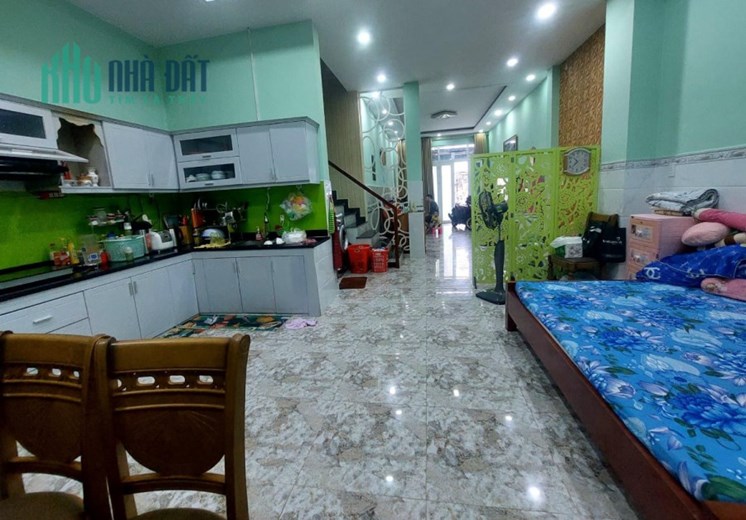 Xe Hơi Sát Nhà - Không Quy Hoạch - 74M - 3PN - Nhỉnh 4Tỷ.