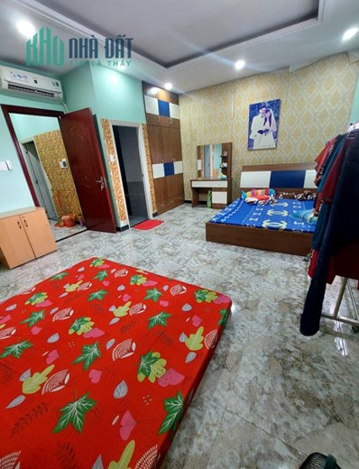 Xe Hơi Sát Nhà - Không Quy Hoạch - 74M - 3PN - Nhỉnh 4Tỷ.