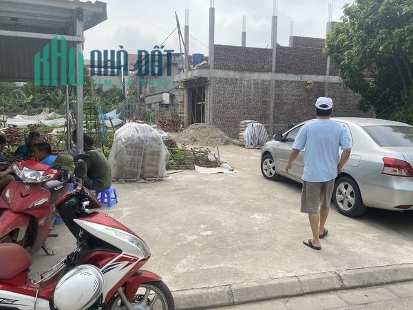 NHỈNH 2 TỶ MUA NGAY 35 M2 ĐẤT THỔ CƯ - VUÔNG VẮN - Ô TÔ VÀO ĐẤT -  BÁT KHỐI( LONG BIÊN) - Ở SƯỚNG