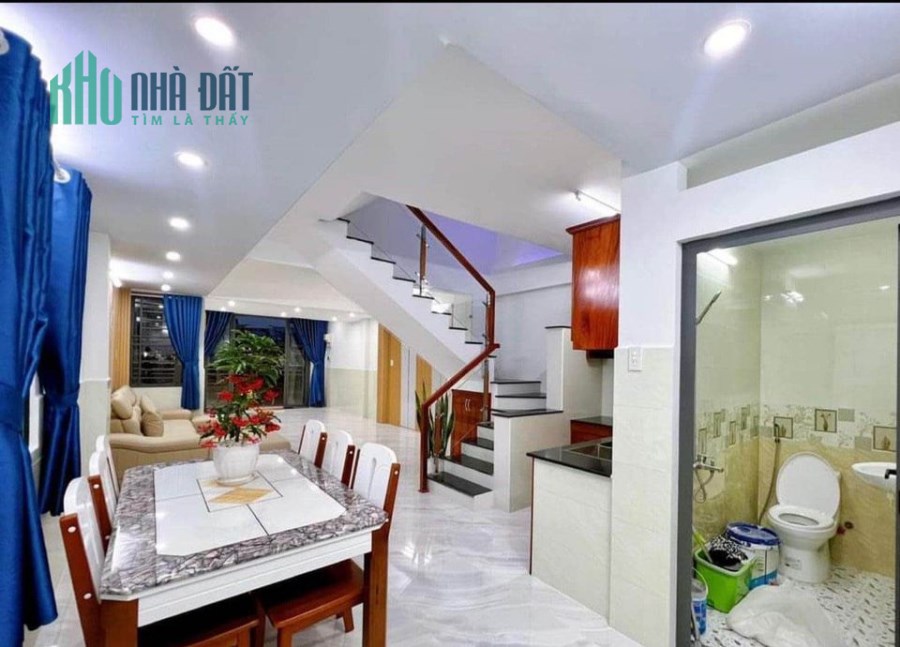 Bán Nhà Hẻm Xe Hơi, 60m2, Gần Bình Thạnh, Chỉ 4 Tỷ lẻ