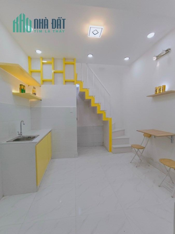 BÁN NHÀ MỚI ĐẸP 100% 1 TRỆT 2 LẦU - ĐƯỜNG HUỲNH THIỆN LỘC, QUẬN TÂN PHÚ