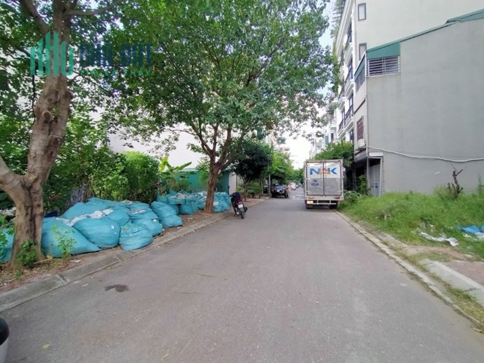 Đất khu đấu giá Thạch Bàn, Long Biên, vỉa hè, oto tránh, gần Aeon, 52m, 5 tỷ 6