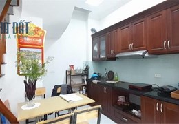 LÂM DU,BỒ ĐỀ,NHÀ ĐẸP KO TỲ VẾT
48MV GIÁ RỔ CHỈ 5 TỎI MÀ LẠI 4 TẦNG LẦU