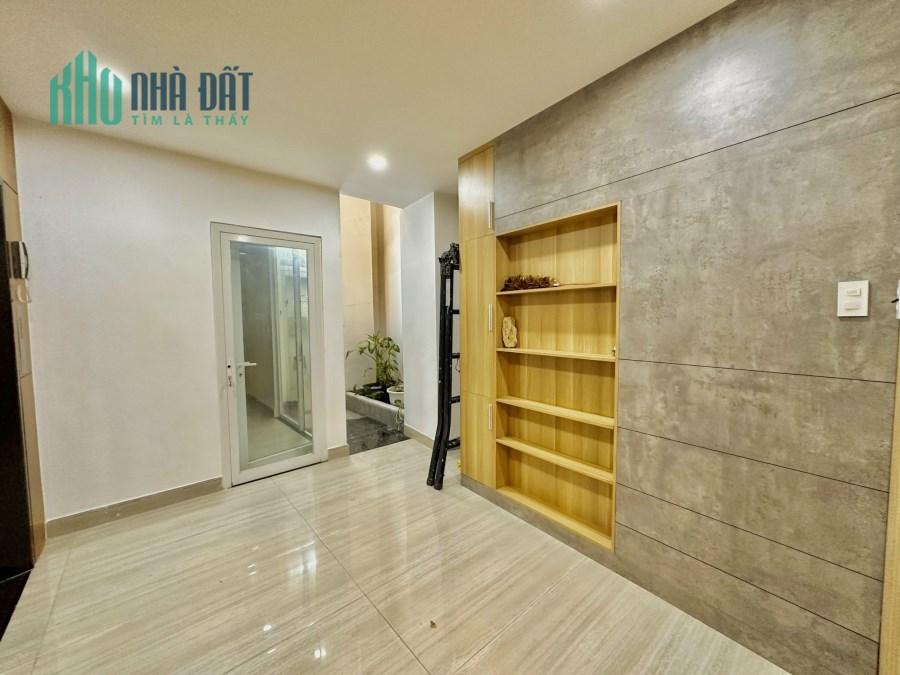Siêu hiếm! MTKD Hoàng Sa, Quận 3 - 6*18 - 5 tầng - Bán gấp 21 tỷ!
