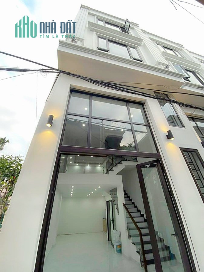 Bán nhà xây mới diện tích 41m 4 tầng cực đẹp GIÁ 3.5 tỉ ngay sau mặt đường Hồ Sen
