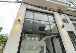 Bán nhà xây mới diện tích 41m 4 tầng cực đẹp GIÁ 3.5 tỉ ngay sau mặt đường Hồ Sen