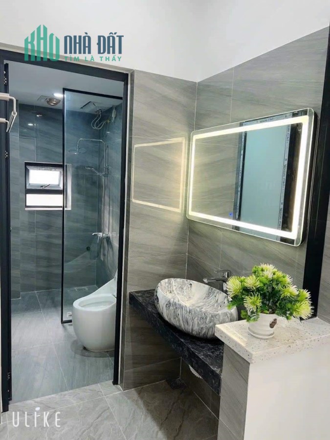 Bán nhà xây mới diện tích 41m 4 tầng cực đẹp GIÁ 3.5 tỉ ngay sau mặt đường Hồ Sen