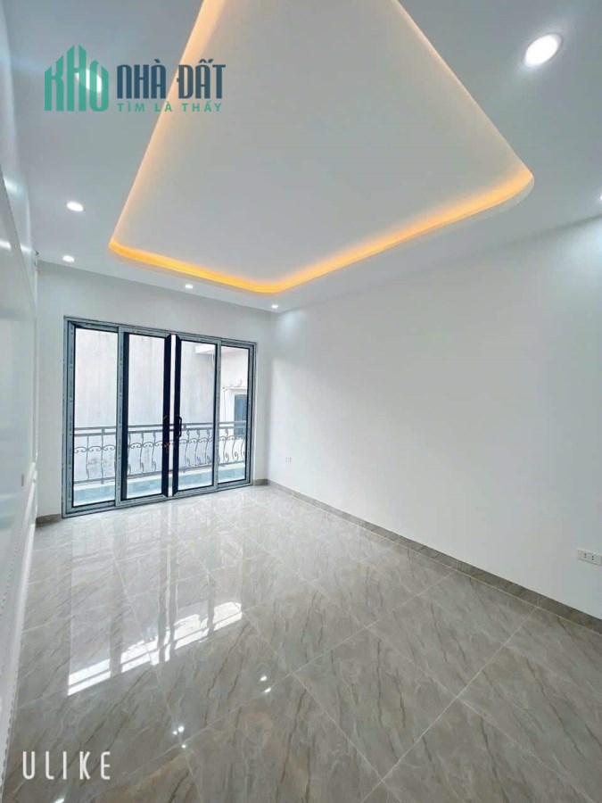 Bán nhà xây mới diện tích 41m 4 tầng cực đẹp GIÁ 3.5 tỉ ngay sau mặt đường Hồ Sen